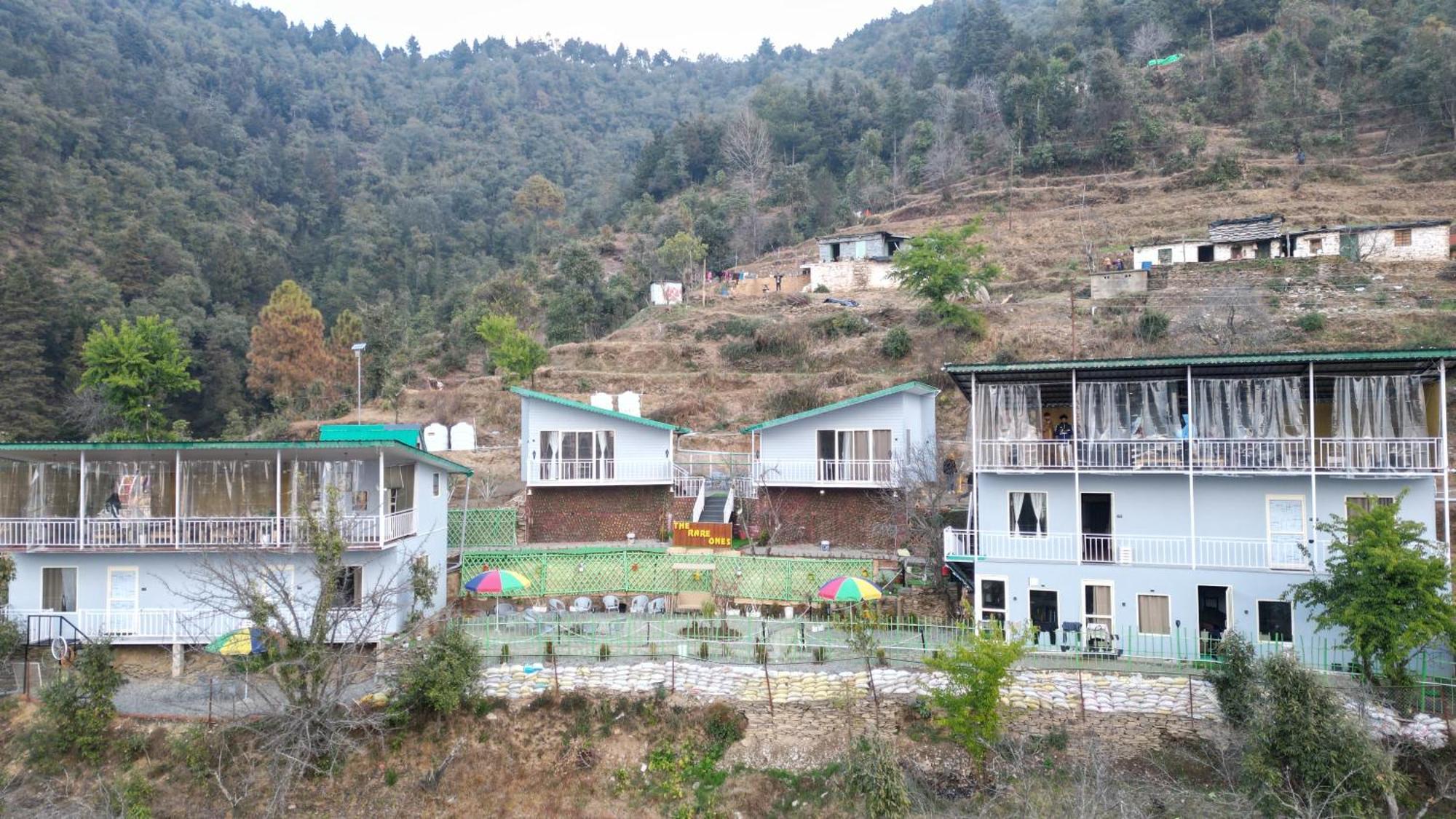 The Rare One'S Mukteshwar - Resort & Cafe Exterior photo