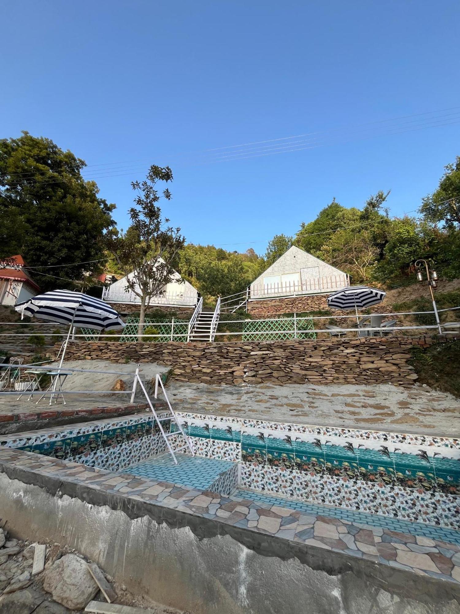 The Rare One'S Mukteshwar - Resort & Cafe Exterior photo